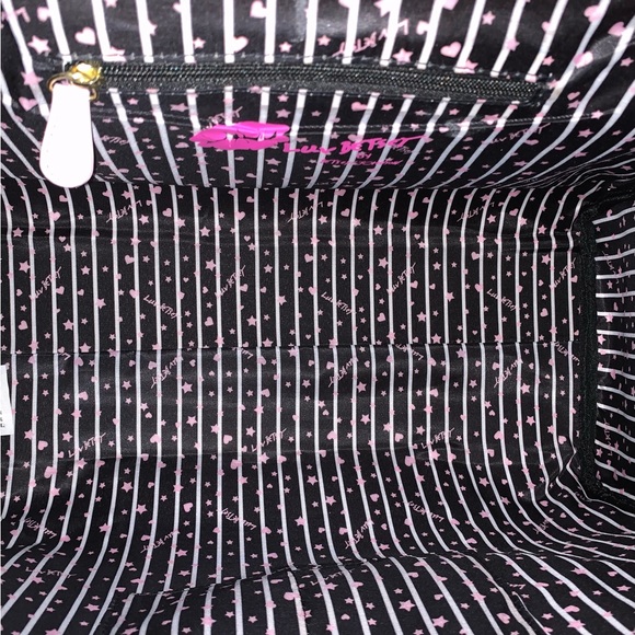 Betsey Johnson “Good Vibes” Weekender Travel Bag with Wristlet/Crossbody Bag - Picture 5 of 16